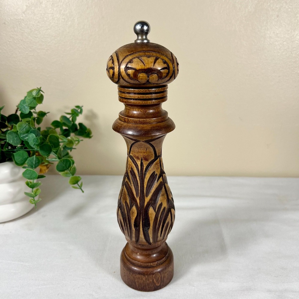 Vintage SMB Made In France Wood Ornate Pepper Grinder
